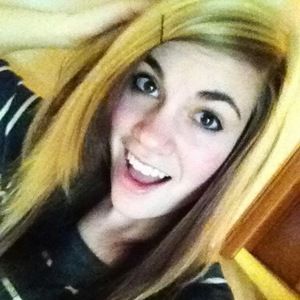 Meet your Posher, Cassandra